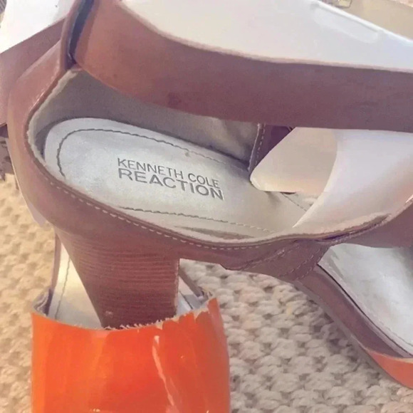 Kenneth Cole Reaction Leather‎ Heels—size 10 - Picture 2 of 6